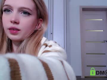 girl small_blondee capture image #3371113