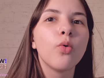 girl iliziamain capture image #1587366
