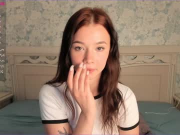 girl dismayistrar capture image #2275650