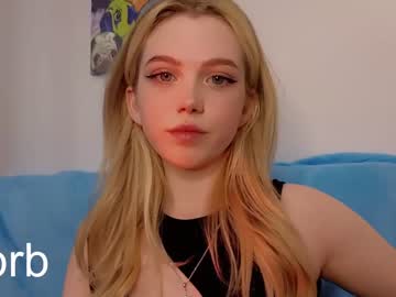 girl small_blondee capture image #4416902