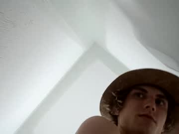man smilezszs capture image #5028545