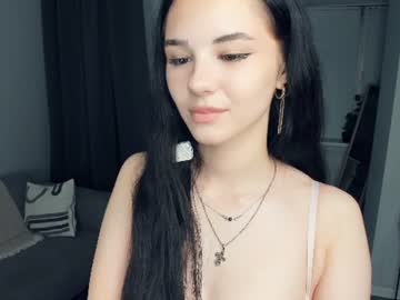 girl deedrabrochu capture image #14618