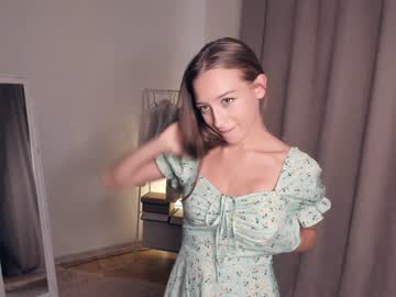 girl wave_of_happy_ capture image #5532757