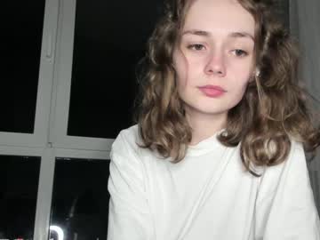 girl mxxnsxsul capture image #2400171