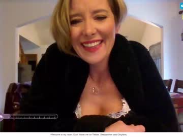 girl champagnefun capture image #6190008