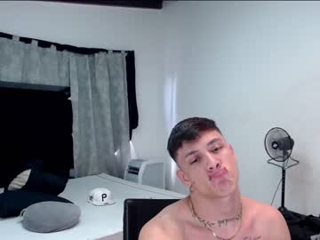 man boysvzla_handsome_oficial capture image #495300
