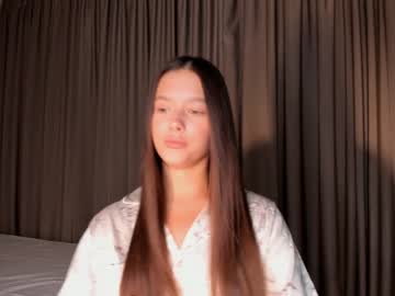 girl emilybatee capture image #5313170