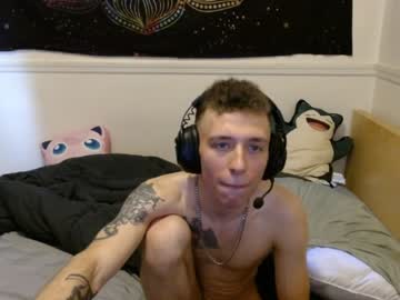 man swalloww capture image #4575320