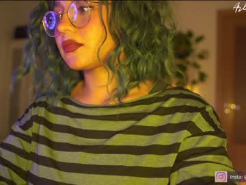 girl arletnoa capture image #4789608