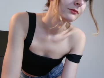 girl tease_me__ capture image #4475820