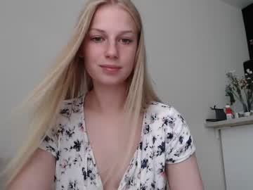 girl magic_couple13 capture image #2080914