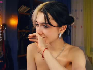 girl deliaderrick capture image #6907231