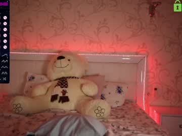 girl fallen_angel_18 capture image #2658254