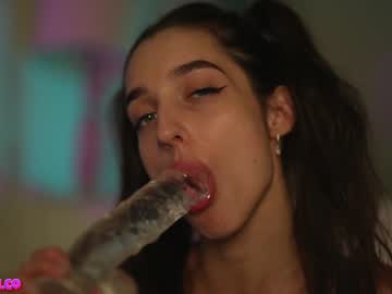 girl angels_kiss capture image #6052040