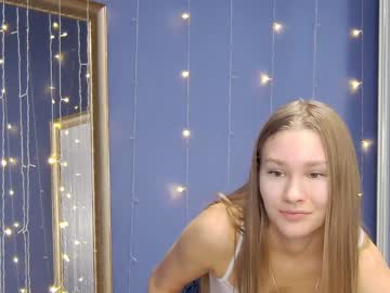 girl teonasafina__ capture image #3362120