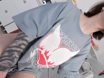 tranny dinapoison capture image #3232476