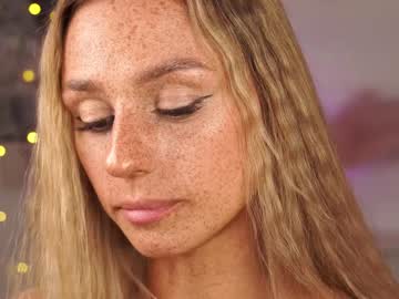 girl artease capture image #5391464