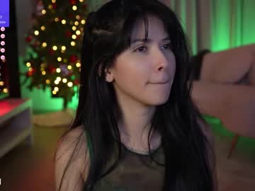 girl anniehillofficial_ capture image #5905202