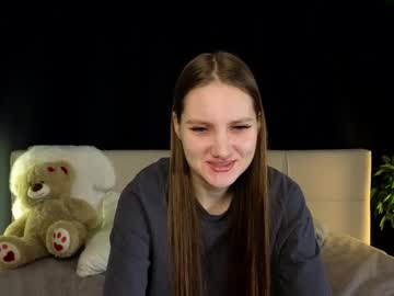 Cam for enchanting_ella