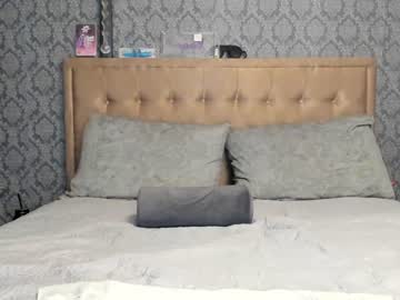 couple lenoreandjasonsroom capture image #898626