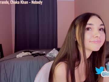girl hollyextra capture image #2464157