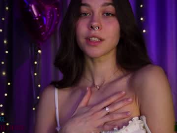 girl nika_lodge capture image #6339740