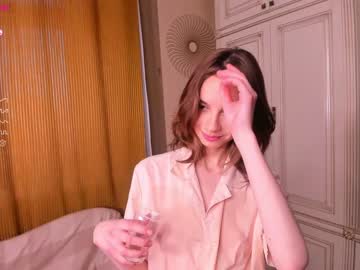 girl happiness_call capture image #4138200