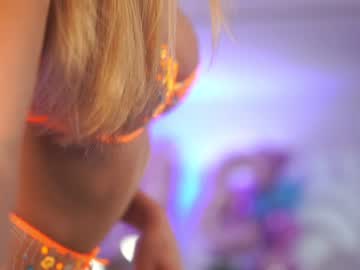girl eva_fashionista capture image #5202164