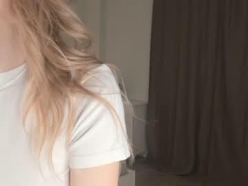 girl tothebottomofonesheart capture image #6398641