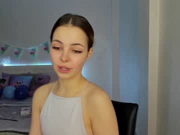 girl amy_small capture image #3107374