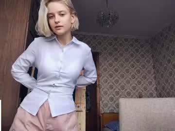 girl emiliastillwell capture image #9527
