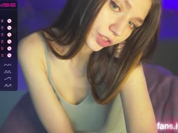 girl angels_kiss capture image #3164218