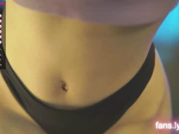 girl angels_kiss capture image #3183854