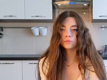 girl philomenagallant capture image #6934077