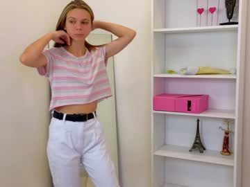 girl francesmontes capture image #5609663