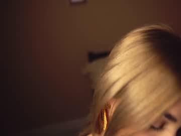 girl cuteelsa_ capture image #5728445