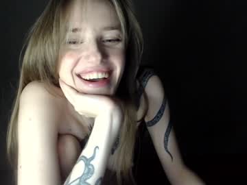 girl esther_estrie capture image #5930093