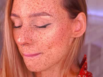 girl artease capture image #3317162