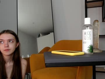 girl april_moon_s capture image #2177373