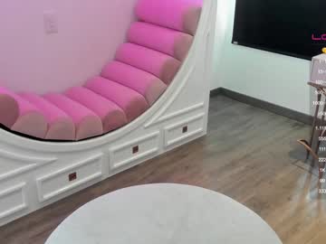 girl ashlyeroberts1 capture image #1350125