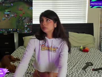 girl violetttflowers capture image #4046313