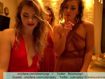 girl bloomyogi capture image #1087281
