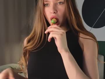 girl elenegilbertson capture image #6740052