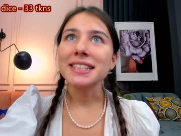 girl vivien_woodstock capture image #3250420