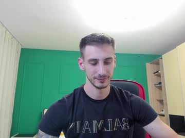 man zedkenzie capture image #3752777
