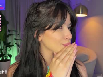 girl anniehillofficial_ capture image #5408627