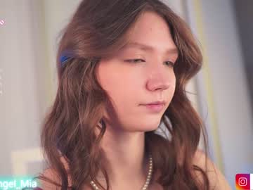 girl angels_kiss capture image #6579682