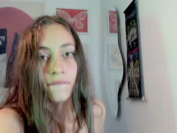girl lila_herz capture image #989210