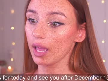 girl artease capture image #3063853