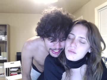 couple blue_eyed_lightskin capture image #3412169